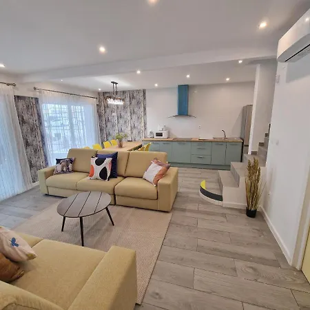 Casa Neptuno 10 Personas Solarium Patio Privado Con Bbq, Y Aire Acondicionado