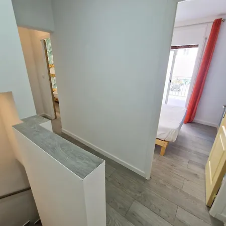 Casa Neptuno 10 Personas, Solarium Y A/a * Empuriabrava