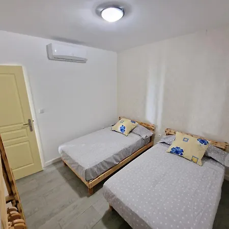 Casa Neptuno 10 Personas, Solarium Y A/a بيت للعطل